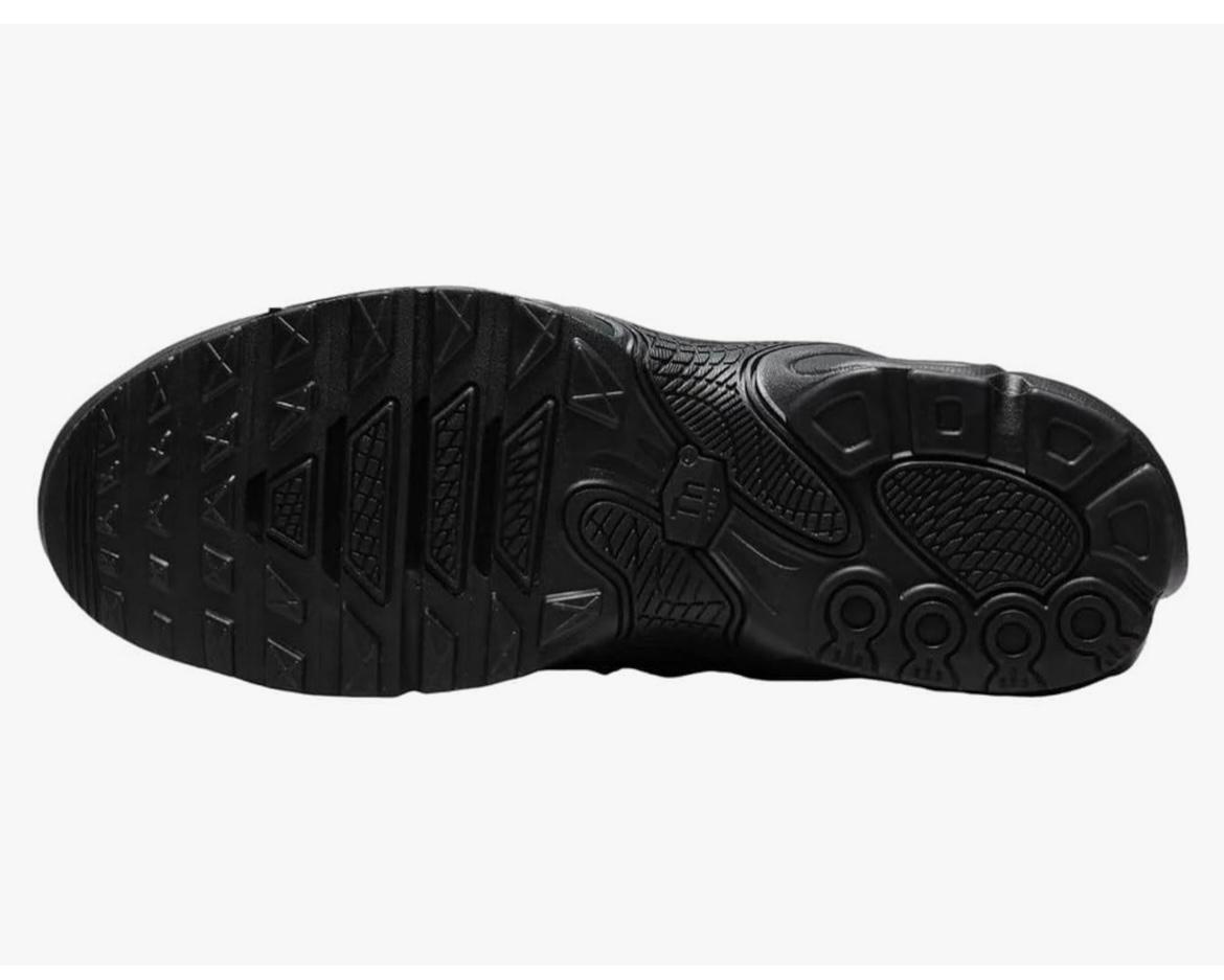 Nike Air Max Plus Drift